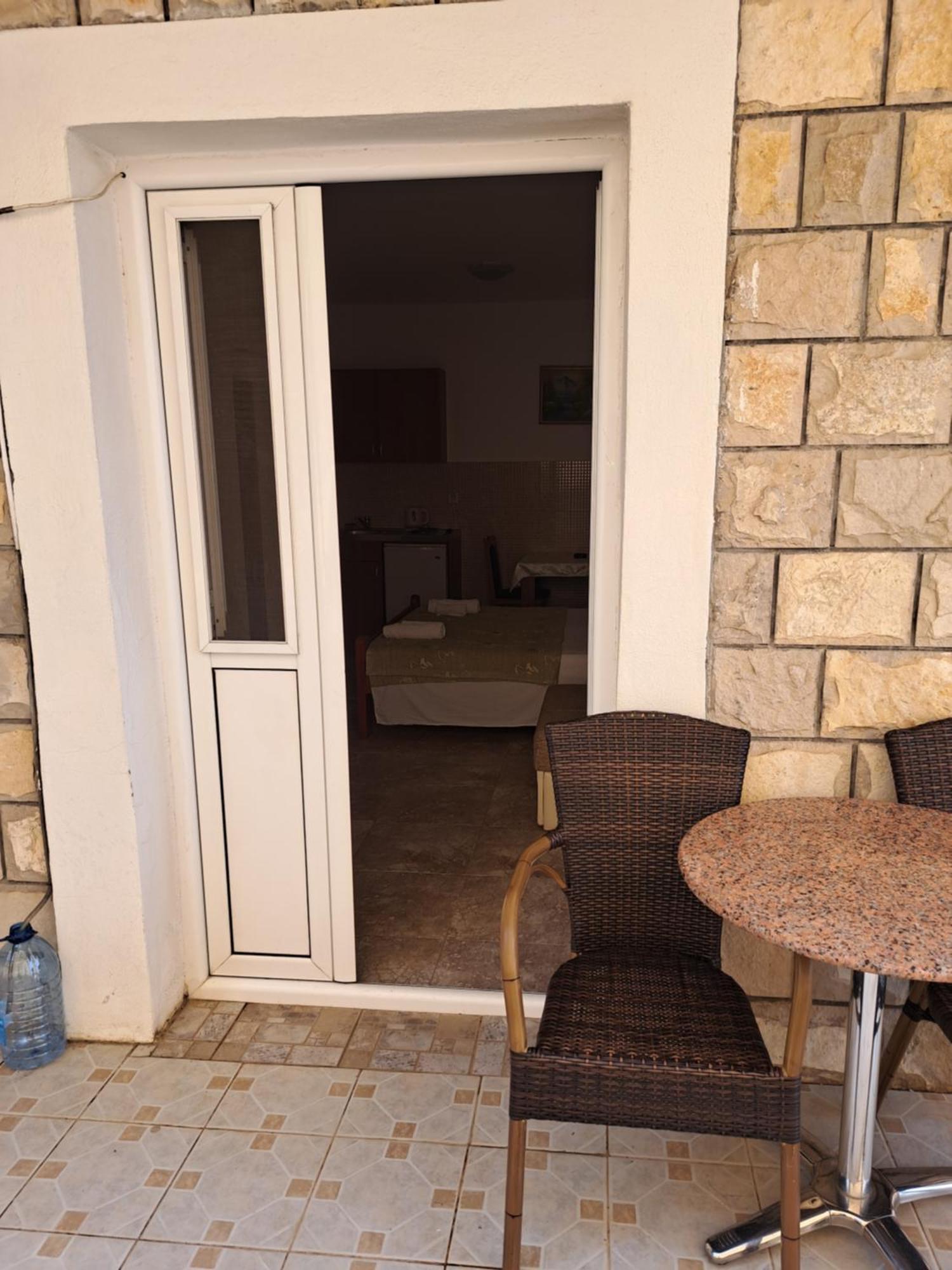 Apartments Dragisic Sveti Stefan Eksteriør billede