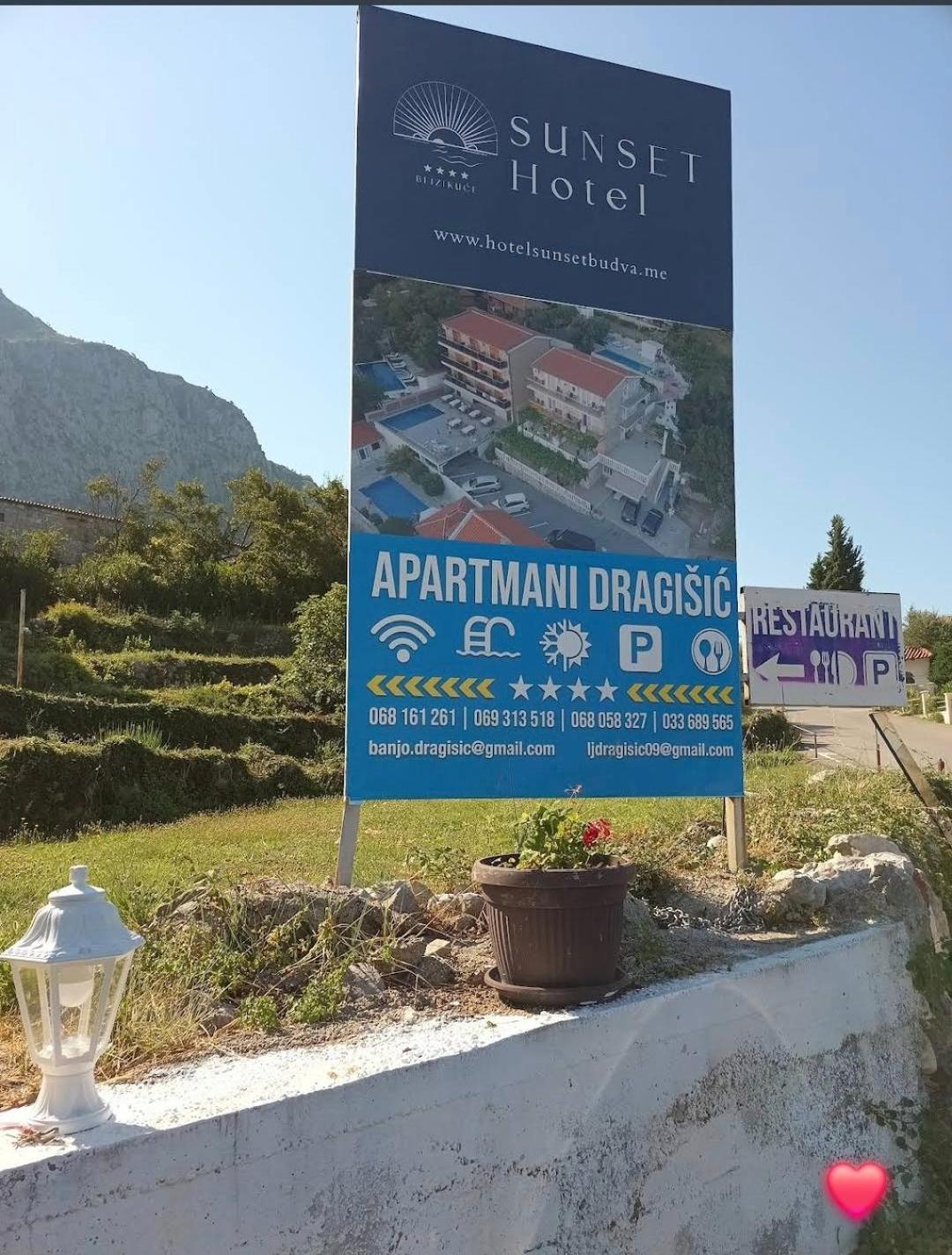 Apartments Dragisic Sveti Stefan Eksteriør billede